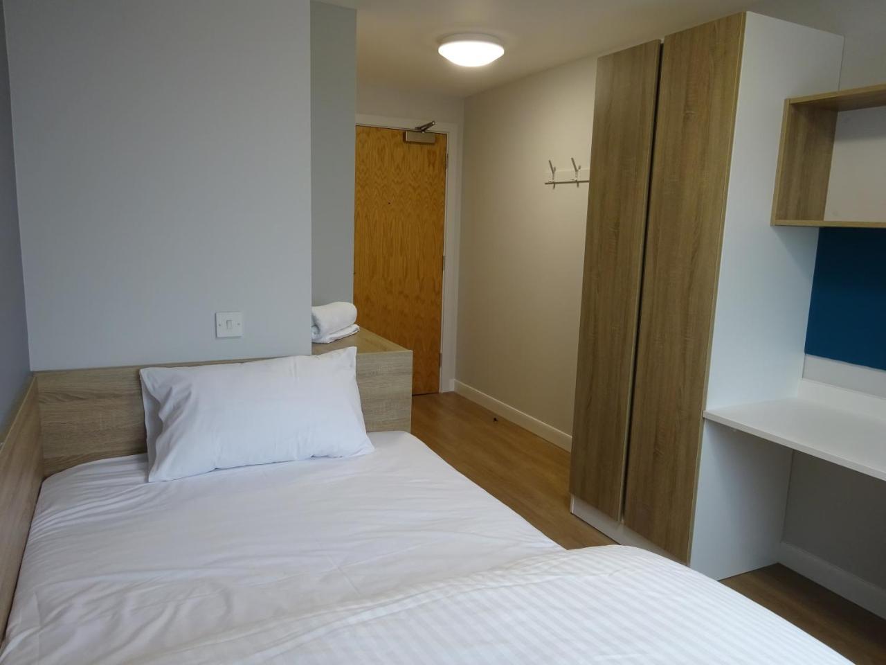 Edinburgh Haddington Place Hostel EDI Buitenkant foto